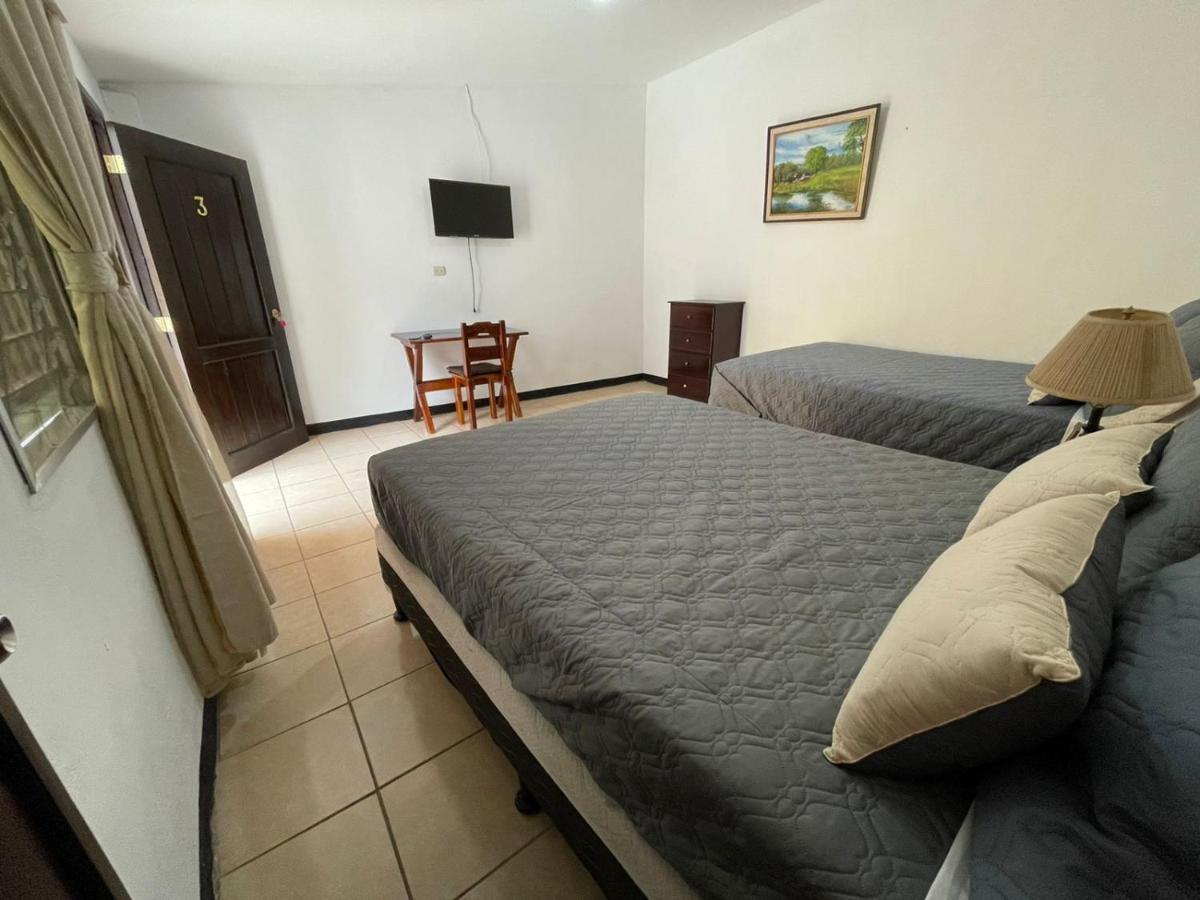 Judys Home - Bed And Breakfast Retalhuleu Kültér fotó